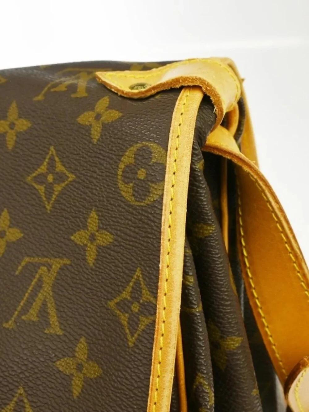 LOUIS VUITTON SAUMUR 35 SHOULDER BAG MONOGRAM